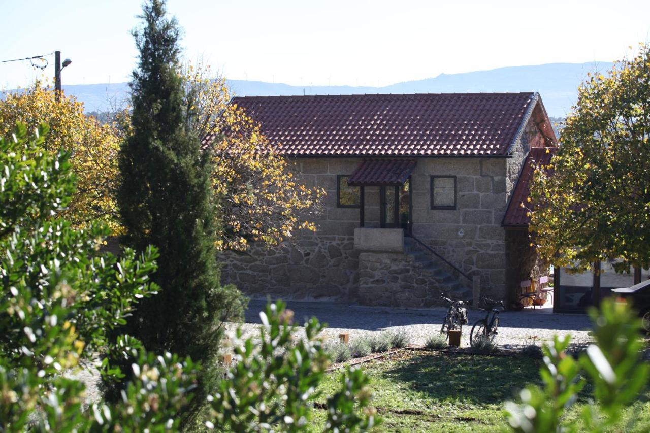 Villa Casas Do Pinheiro Grande Fornos de Algodres Esterno foto